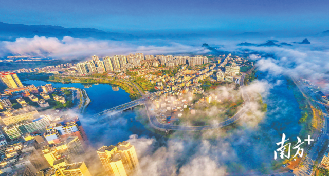 連州加快建設(shè)成為一座有希望、有支撐、有特色、有溫度的粵湘桂交界區(qū)域中心城市。丘貴星 攝